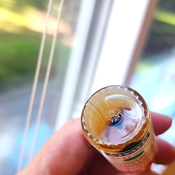 Mavala Switzerland Colorfix Strong, Flexible Top Coat Full Size .3-Fl. Oz - Picture 6 of 6